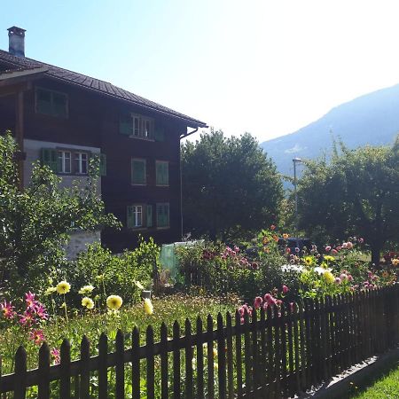 Bed and Breakfast Casa Vegana Trun Екстер'єр фото
