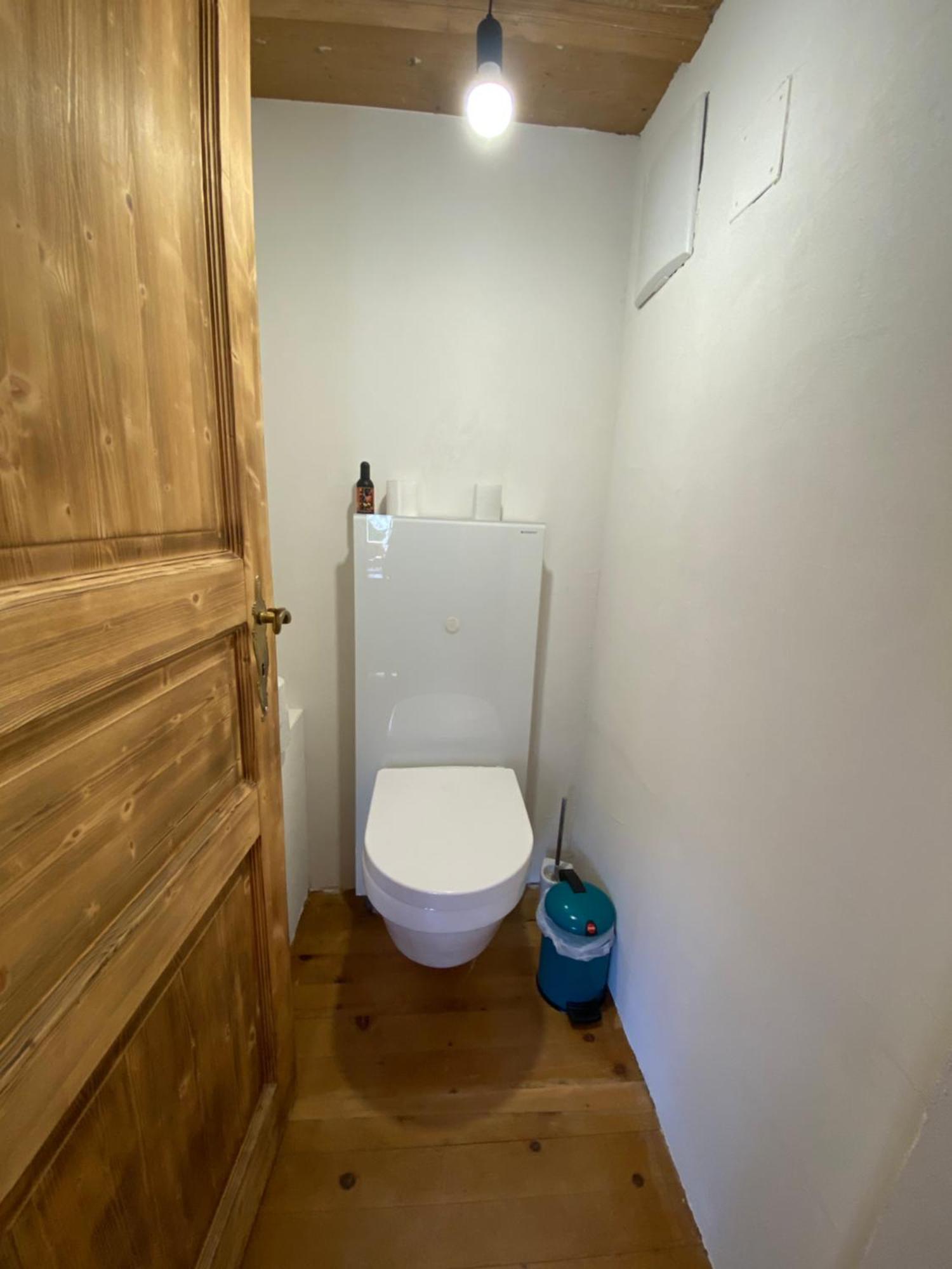 Bed and Breakfast Casa Vegana Trun Екстер'єр фото